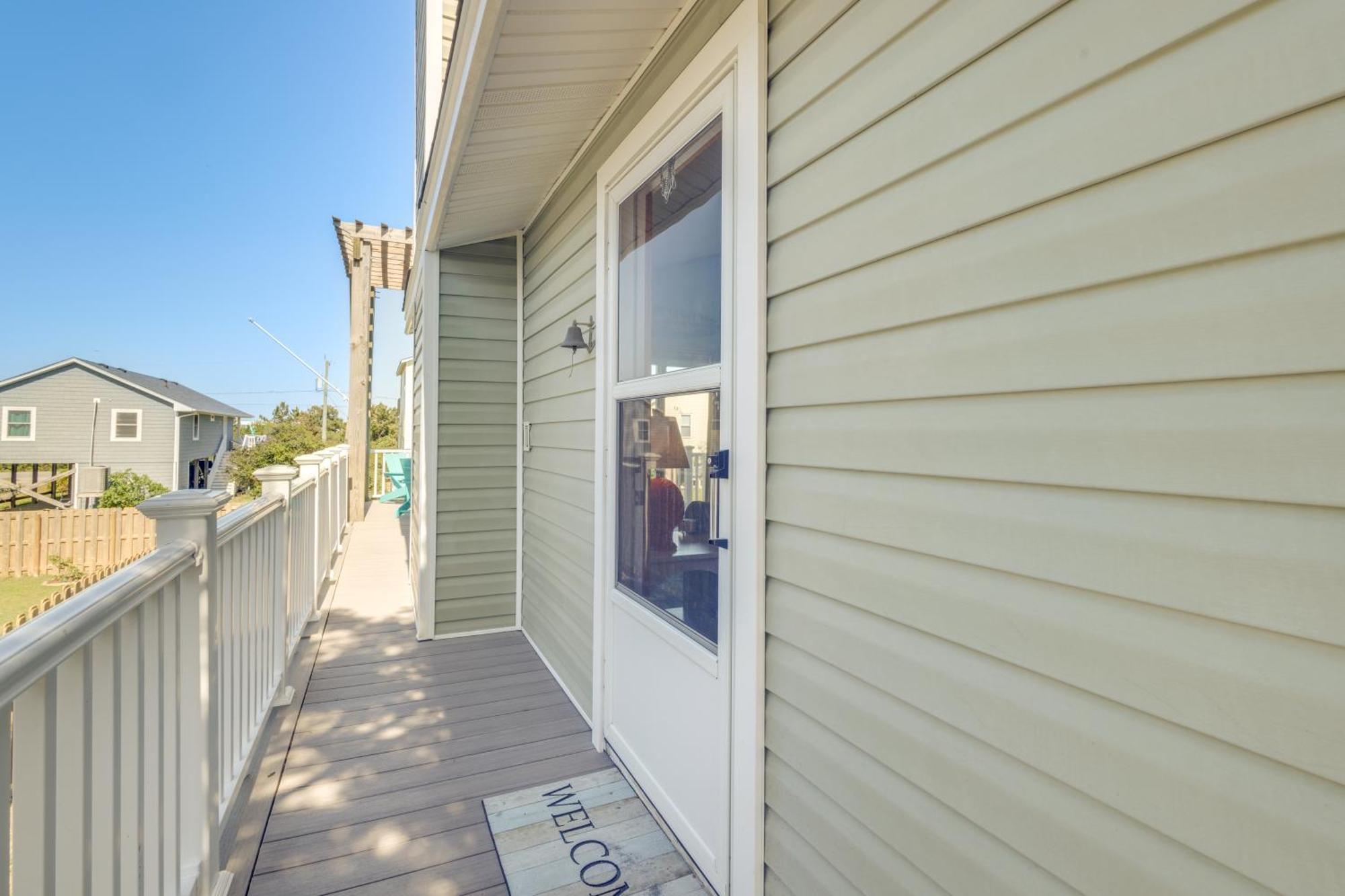 Coastal Home With Deck And Outdoor Shower Килл-Девил-Хиллз Экстерьер фото