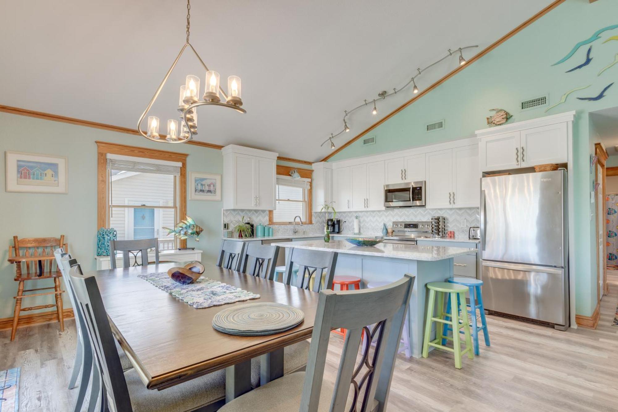 Coastal Home With Deck And Outdoor Shower Килл-Девил-Хиллз Экстерьер фото