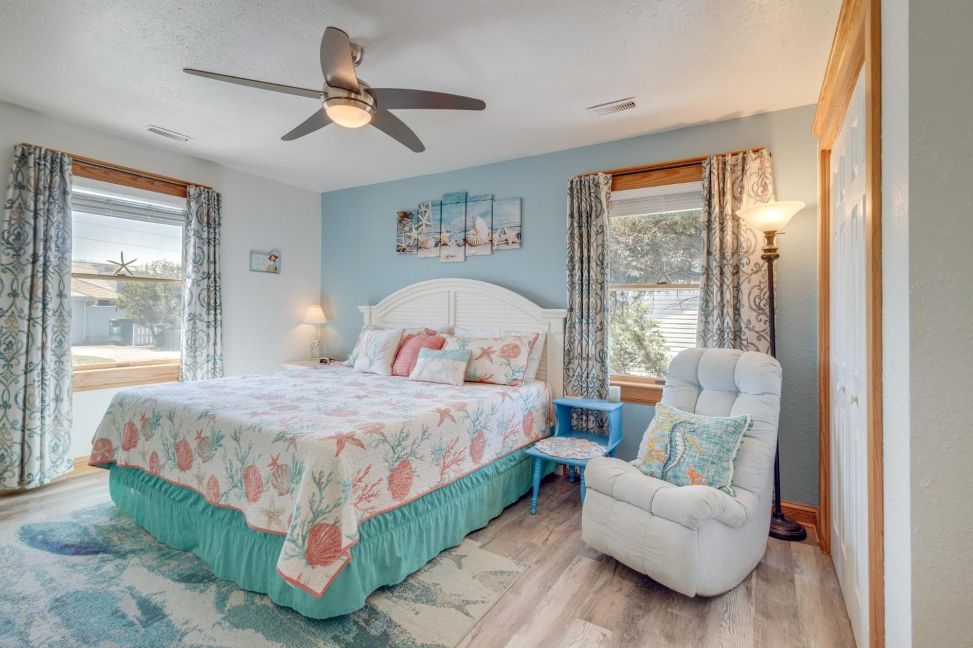 Coastal Home With Deck And Outdoor Shower Килл-Девил-Хиллз Экстерьер фото