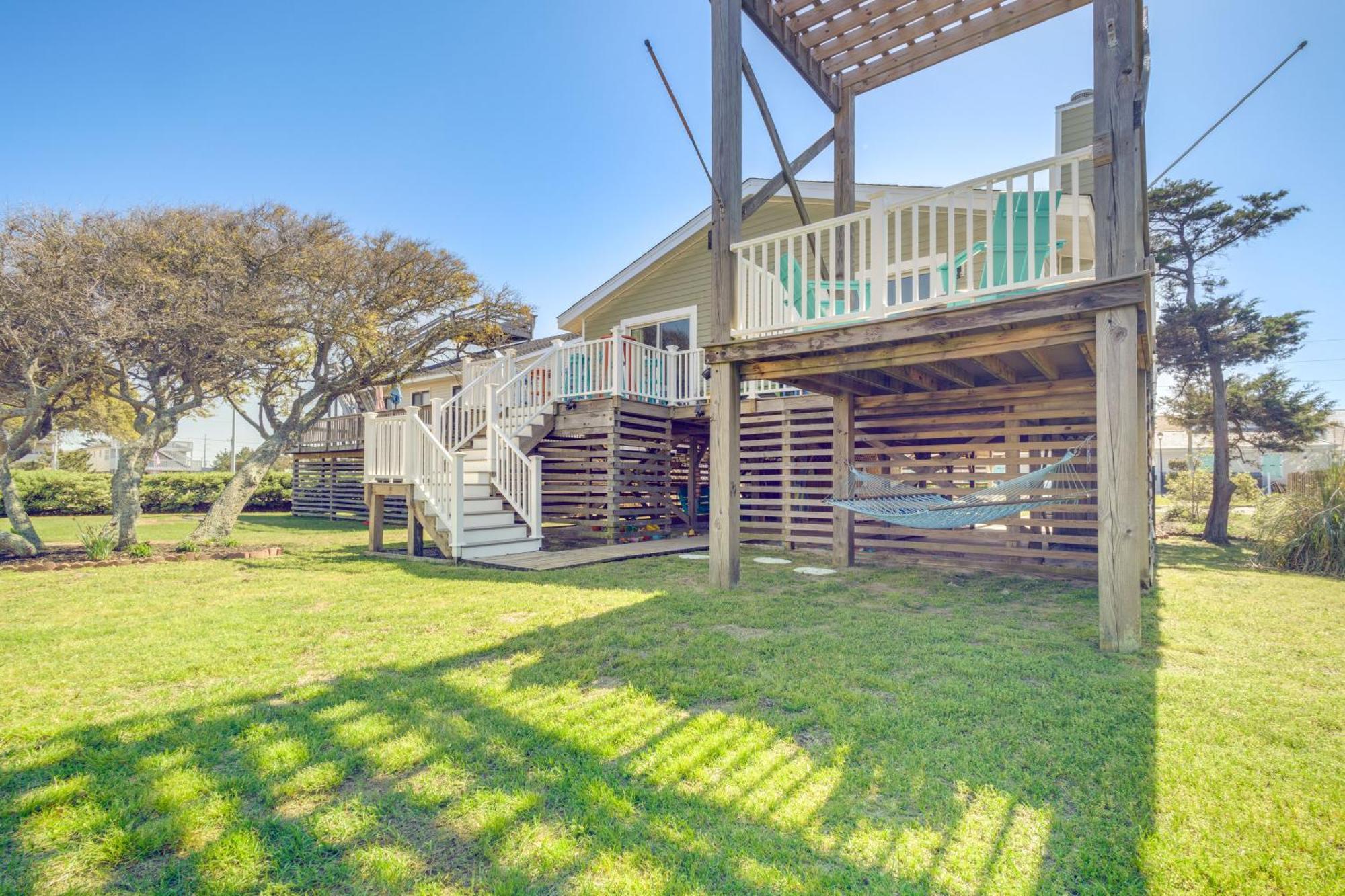Coastal Home With Deck And Outdoor Shower Килл-Девил-Хиллз Экстерьер фото