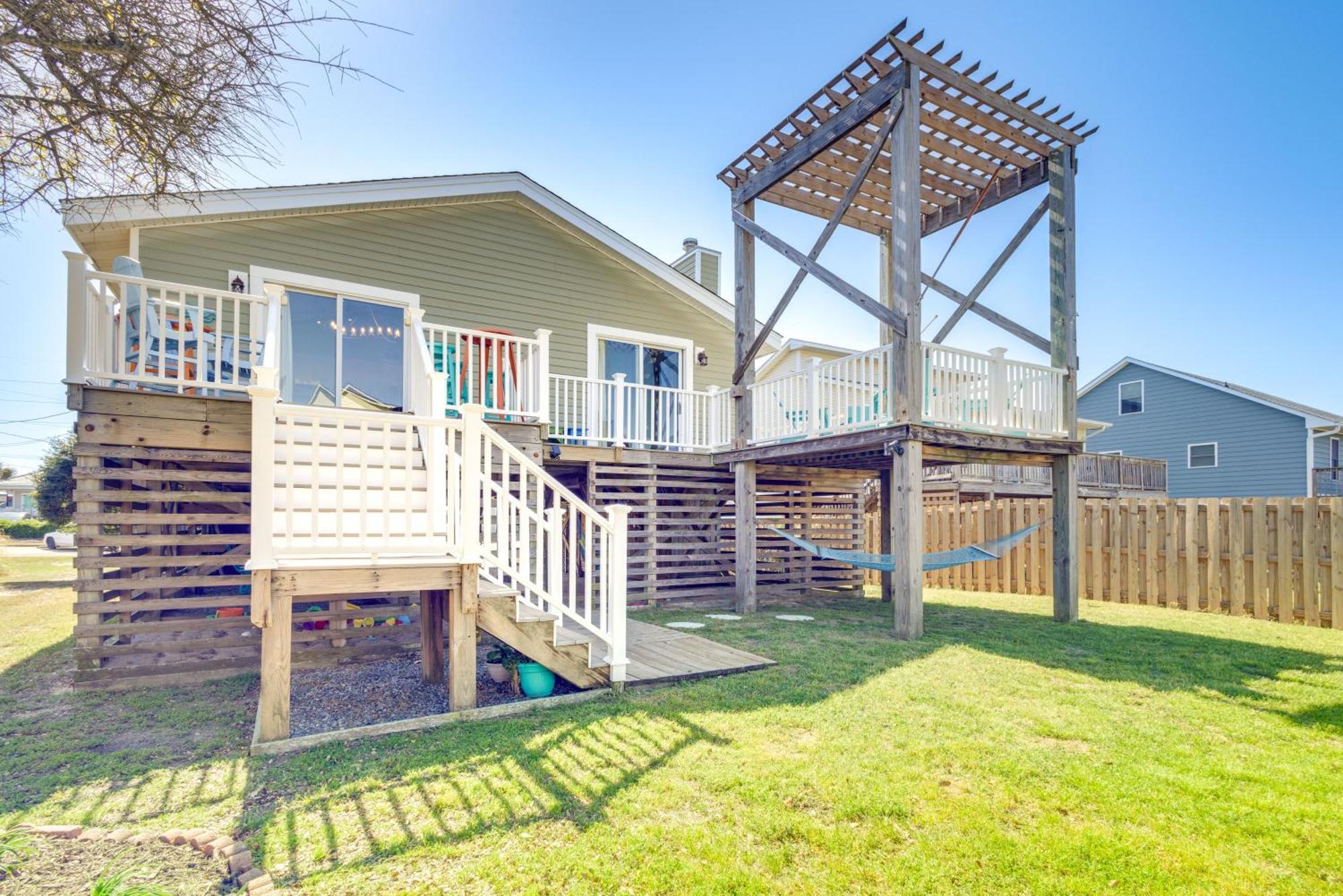 Coastal Home With Deck And Outdoor Shower Килл-Девил-Хиллз Экстерьер фото